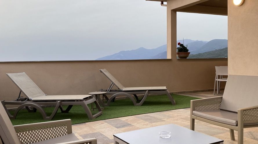 Terrasse appartement 5 - Saleccia